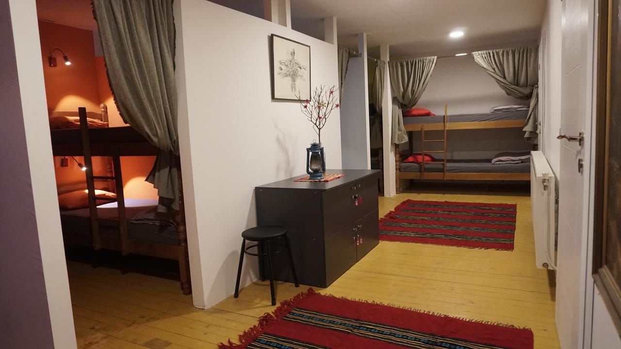 Vertical Hostel มาโวรโว ภายนอก รูปภาพ